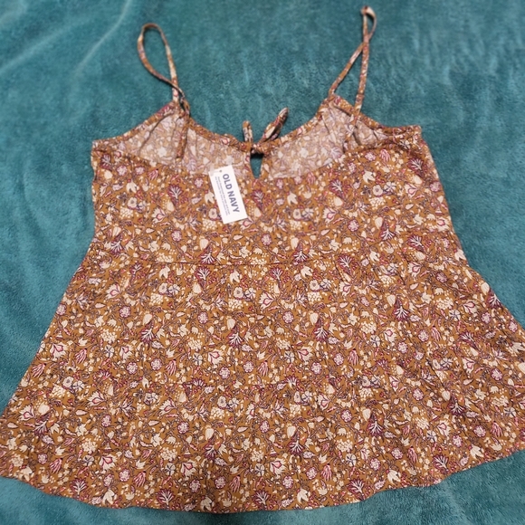 NWT Floral Spaghetti Strap Blouse - Picture 7 of 13